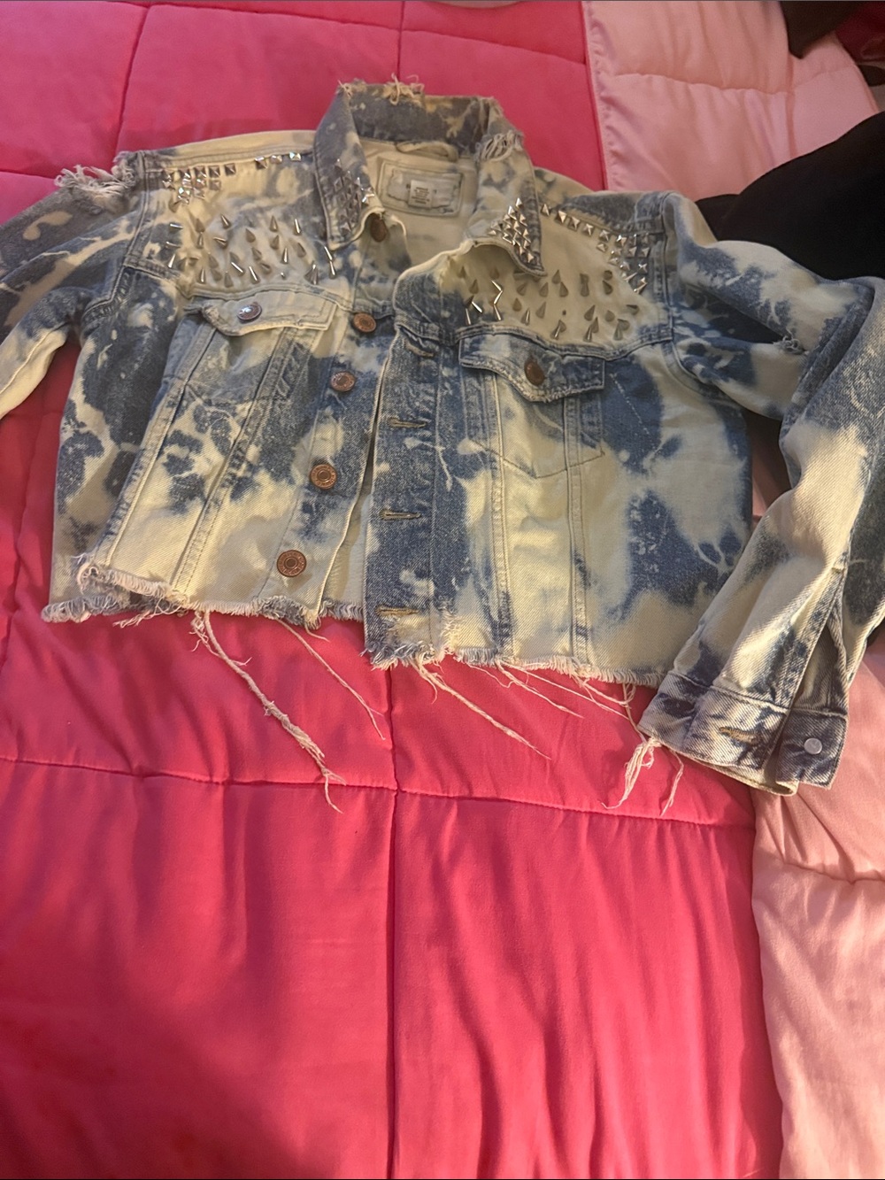 Studded Bleach-Effect Cropped Denim Jacket - Blue/White custom made